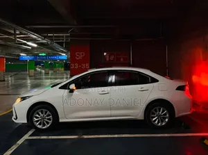 Toyota Corolla 2022 White