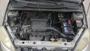 Toyota Vitz 2005 Silver