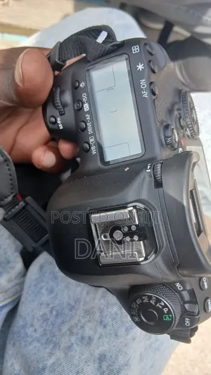 Canon Mark 4