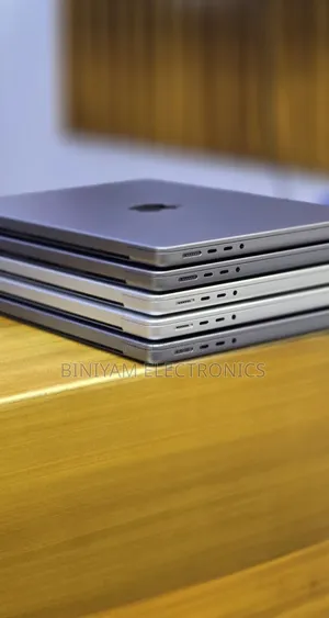 New Laptop Apple MacBook Pro 16GB Apple M1 Pro SSD 512GB