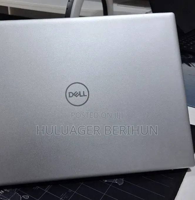 New Laptop Dell Inspiron 15 16GB AMD Ryzen 7 SSD 1T