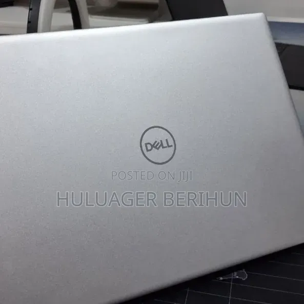 New Laptop Dell Inspiron 15 16GB AMD Ryzen 7 SSD 1T