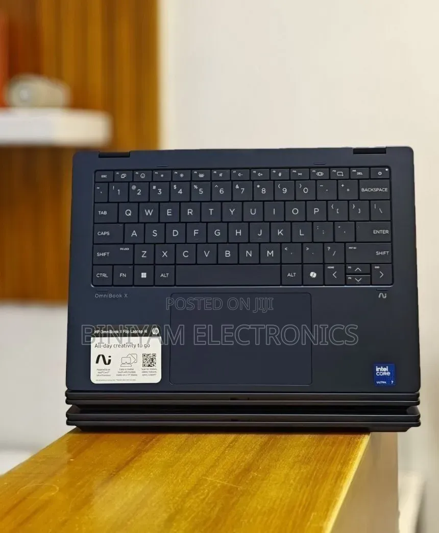New Laptop HP OmniBook Ultra Flip 14" 16GB Intel Core Ultra 7 SSD 1T