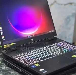 New Laptop Acer Predator Helios Neo 16 16GB Intel Core i7 SSD 512GB