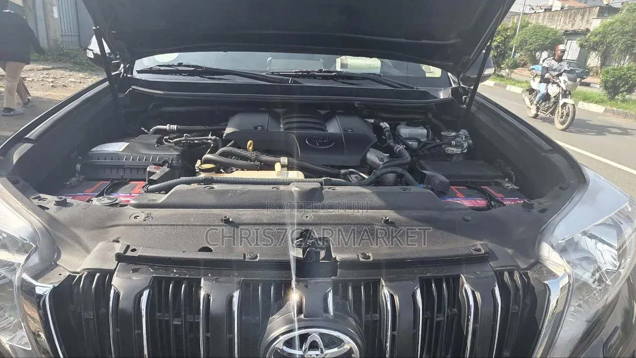 Toyota Land Cruiser Prado 2015 Black
