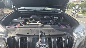 Toyota Land Cruiser Prado 2015 Black