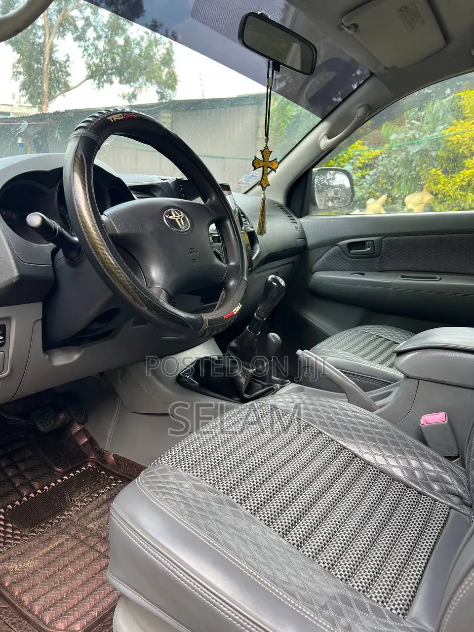 Toyota Hilux 2.5 2006 White