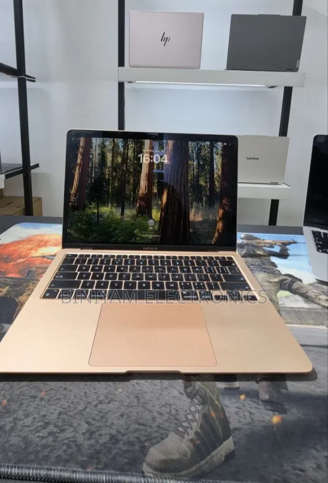 New Laptop Apple MacBook Air 2020 M1 8GB Apple M1 SSD 256GB