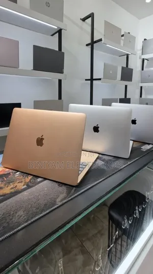 New Laptop Apple MacBook Air 2020 M1 8GB Apple M1 SSD 256GB