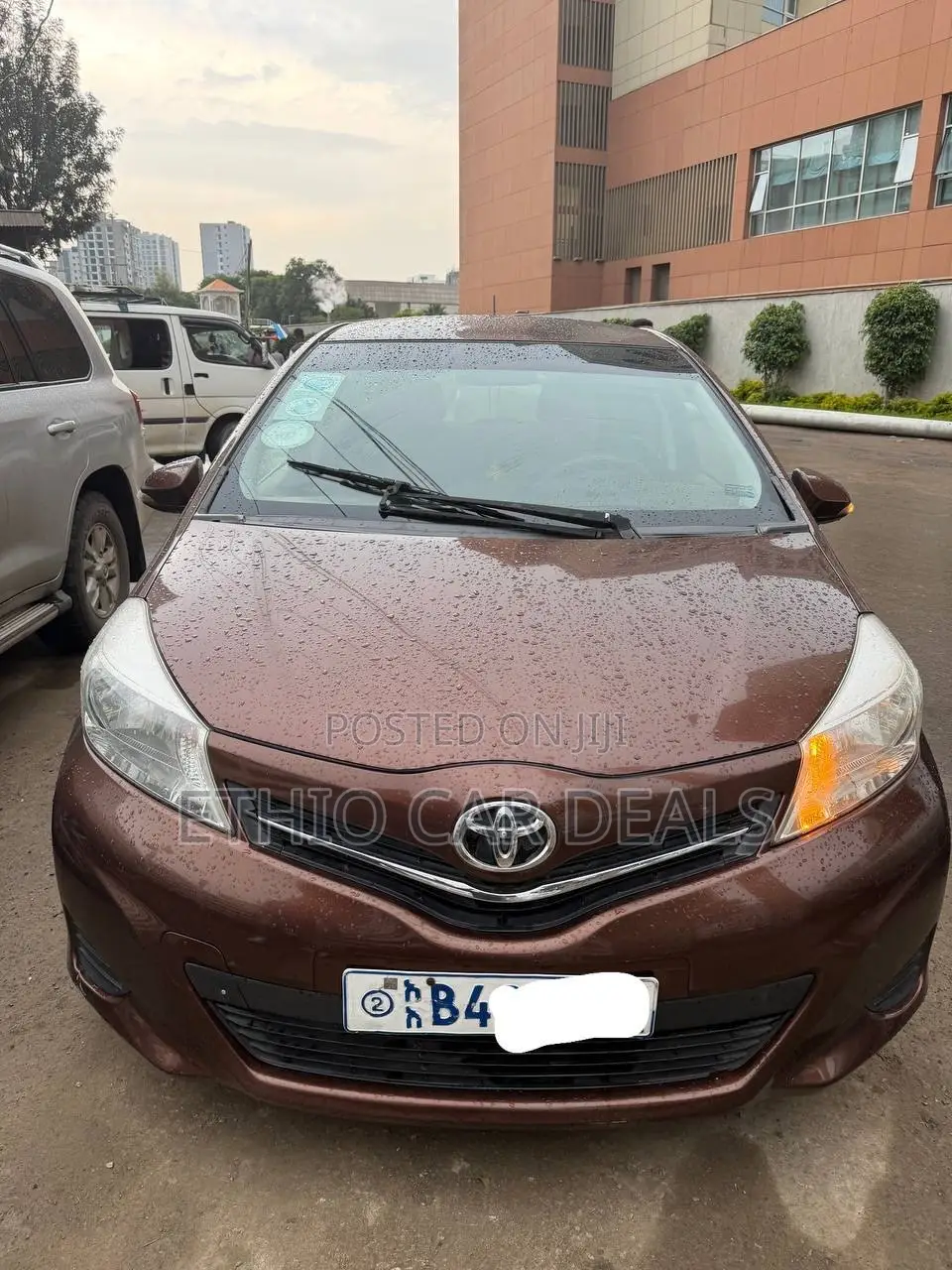 Toyota Yaris 2012 Burgundy