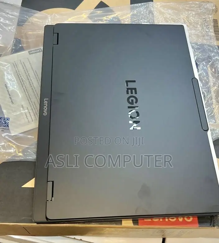New Laptop Lenovo Legion 5 32GB Intel Core Ultra 9 SSD 32GB