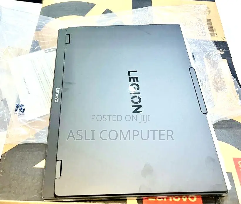 New Laptop Lenovo Legion 5 32GB Intel Core Ultra 9 SSD 32GB