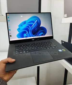New Laptop Dell XPS 15 16GB Intel Core i7 SSD 512GB
