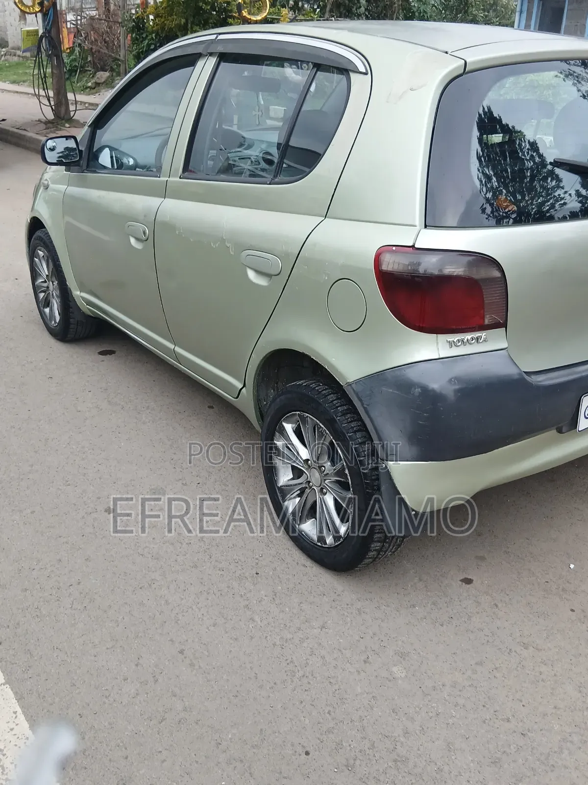 Toyota Vitz 2003 Green