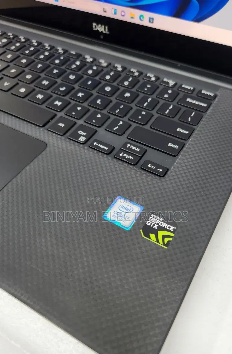New Laptop Dell XPS 15 16GB Intel Core i7 SSD 512GB