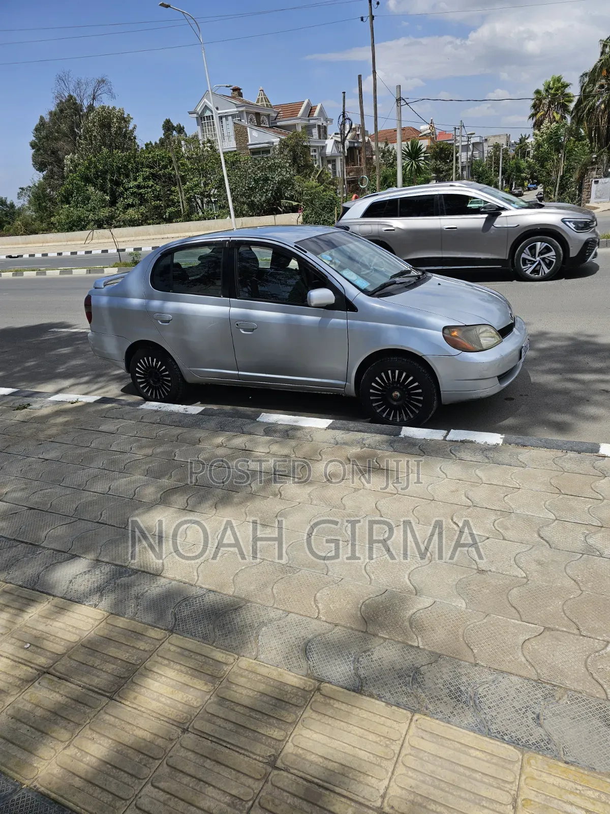 Toyota Platz 1.0 FWD 2001 Silver