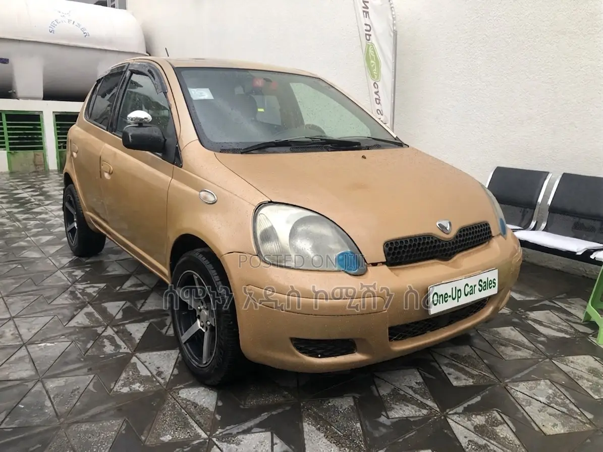 Toyota Vitz 1.0 FWD 5dr 2004 Orange