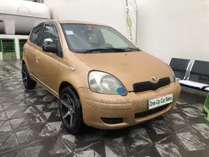 Toyota Vitz 1.0 FWD 5dr 2004 Orange