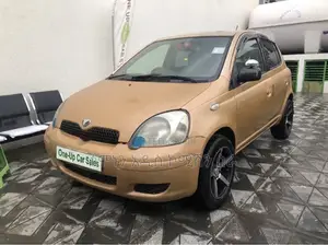 Toyota Vitz 1.0 FWD 5dr 2004 Orange