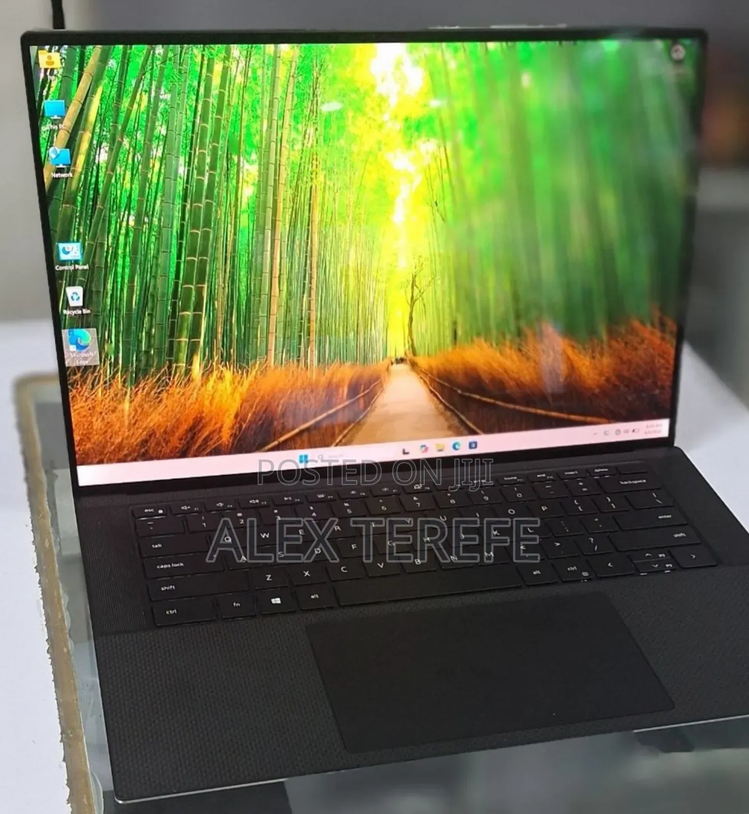 New Laptop Dell XPS 15 16GB Intel Core i7 SSD 512GB