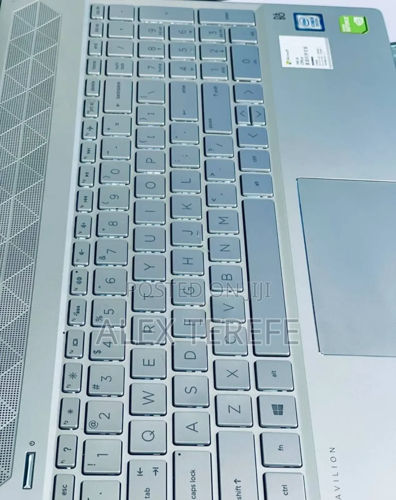 New Laptop HP Pavilion 15 8GB Intel Core i5 HDD 1T