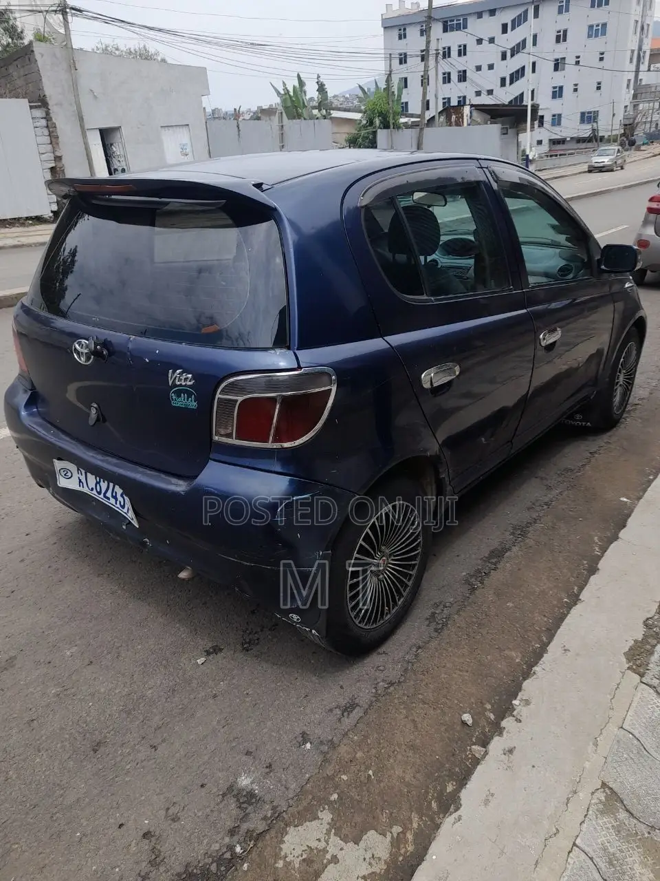 Toyota Vitz 2001 Blue