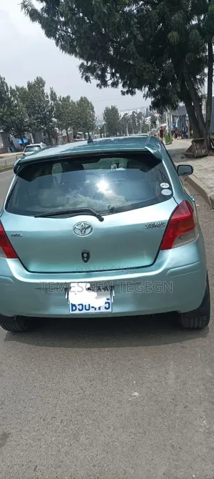 Toyota Yaris 2010
