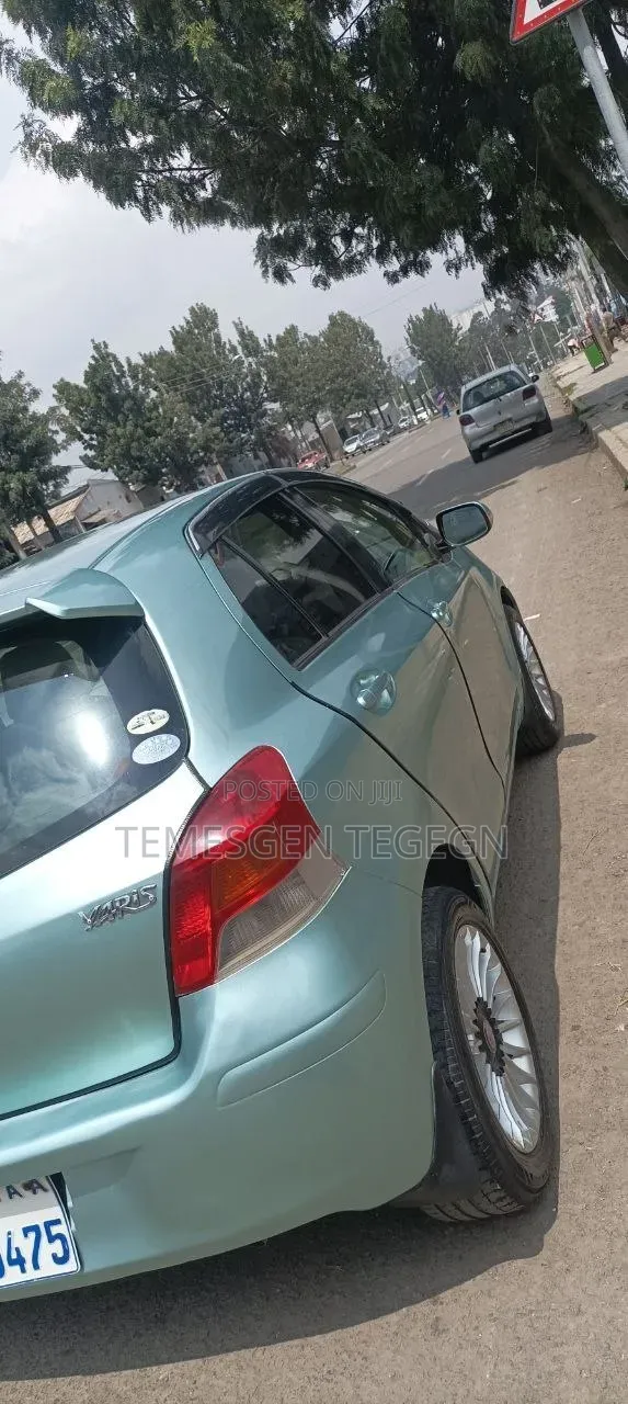 Toyota Yaris 2010