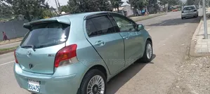 Toyota Yaris 2010