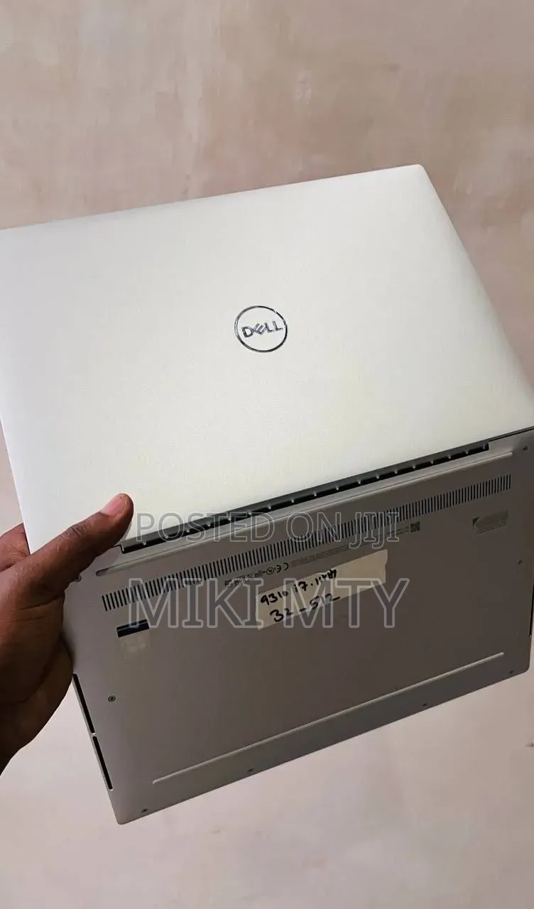 New Laptop Dell XPS 13 32GB Intel Core i7 SSD 512GB