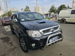 Toyota Hilux 2010 Black