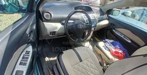 Toyota Belta 2009
