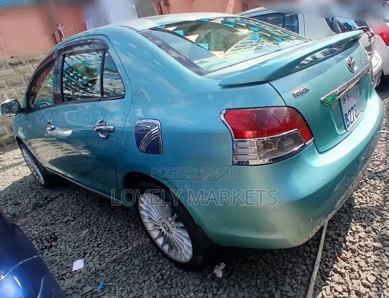 Toyota Belta 2009