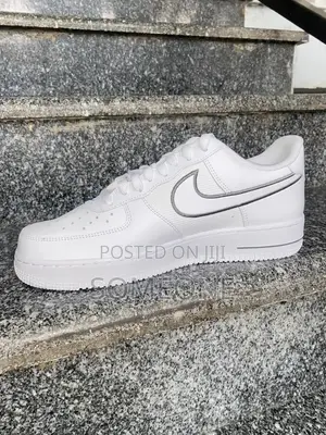 Nike Air Force 1 ’07