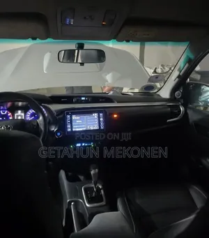 Toyota Hilux 2016 Silver