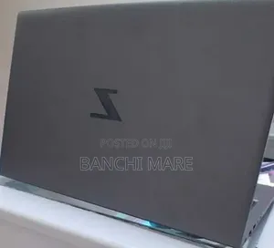 New Laptop HP ZBook Firefly G8 16GB Intel Core i7 SSD 512GB