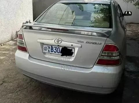 Toyota Corolla 2004 Silver
