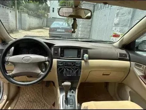 Toyota Corolla 2004 Silver
