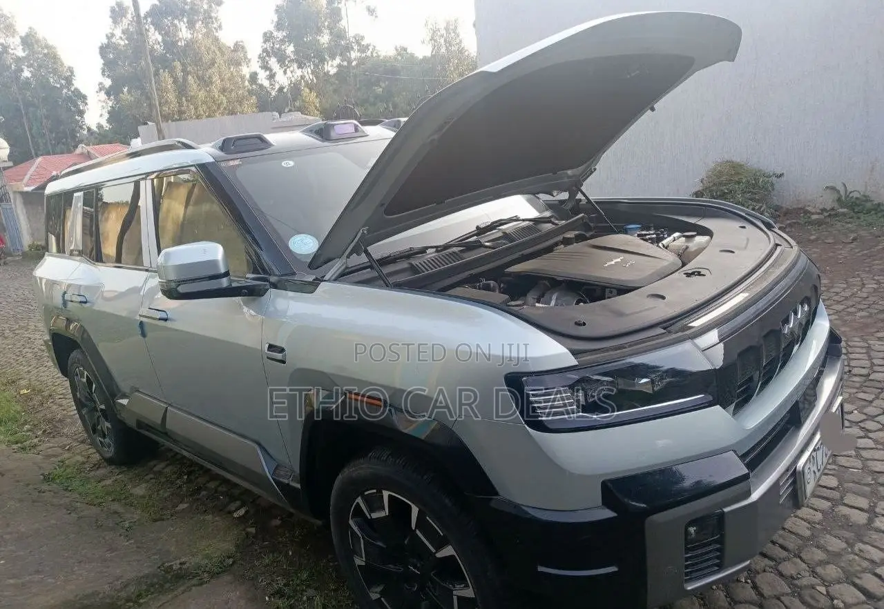 BYD Leopard 8 2.0 Hybrid AWD 2025 Blue