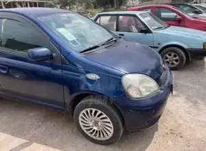 Toyota Vitz 2005 Blue