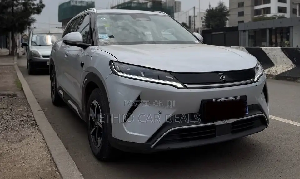 BYD Yuan Up 2025 Ivory