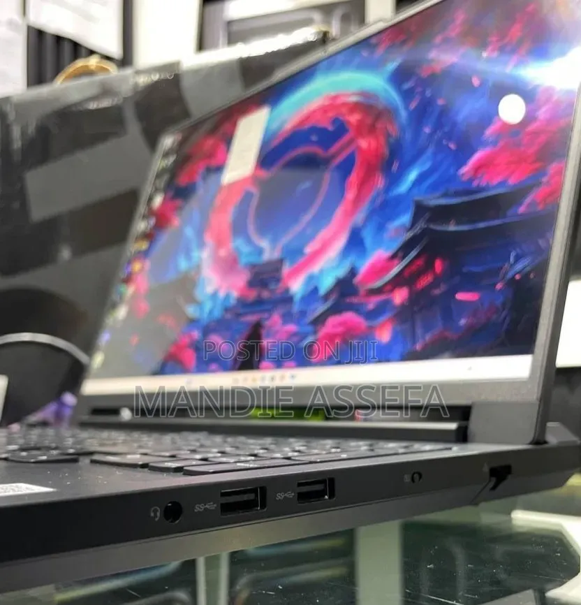 New Laptop Lenovo Legion Pro 7 64GB Intel Core i9 SSD 2T