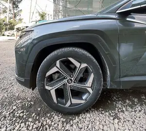 Hyundai Tucson 2023 Gray