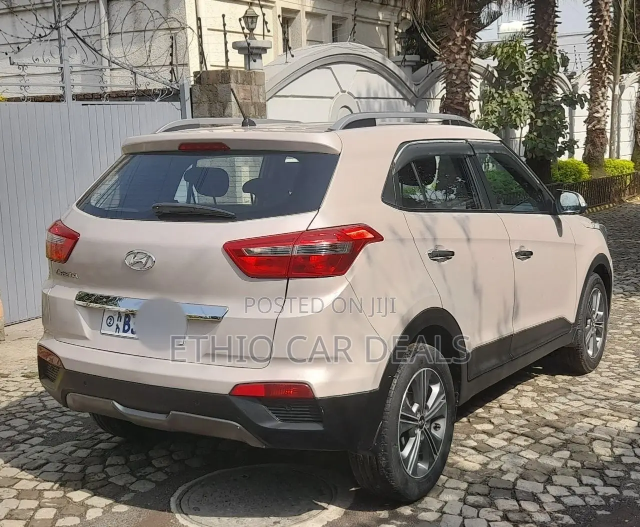 Hyundai Creta 2017 Pink