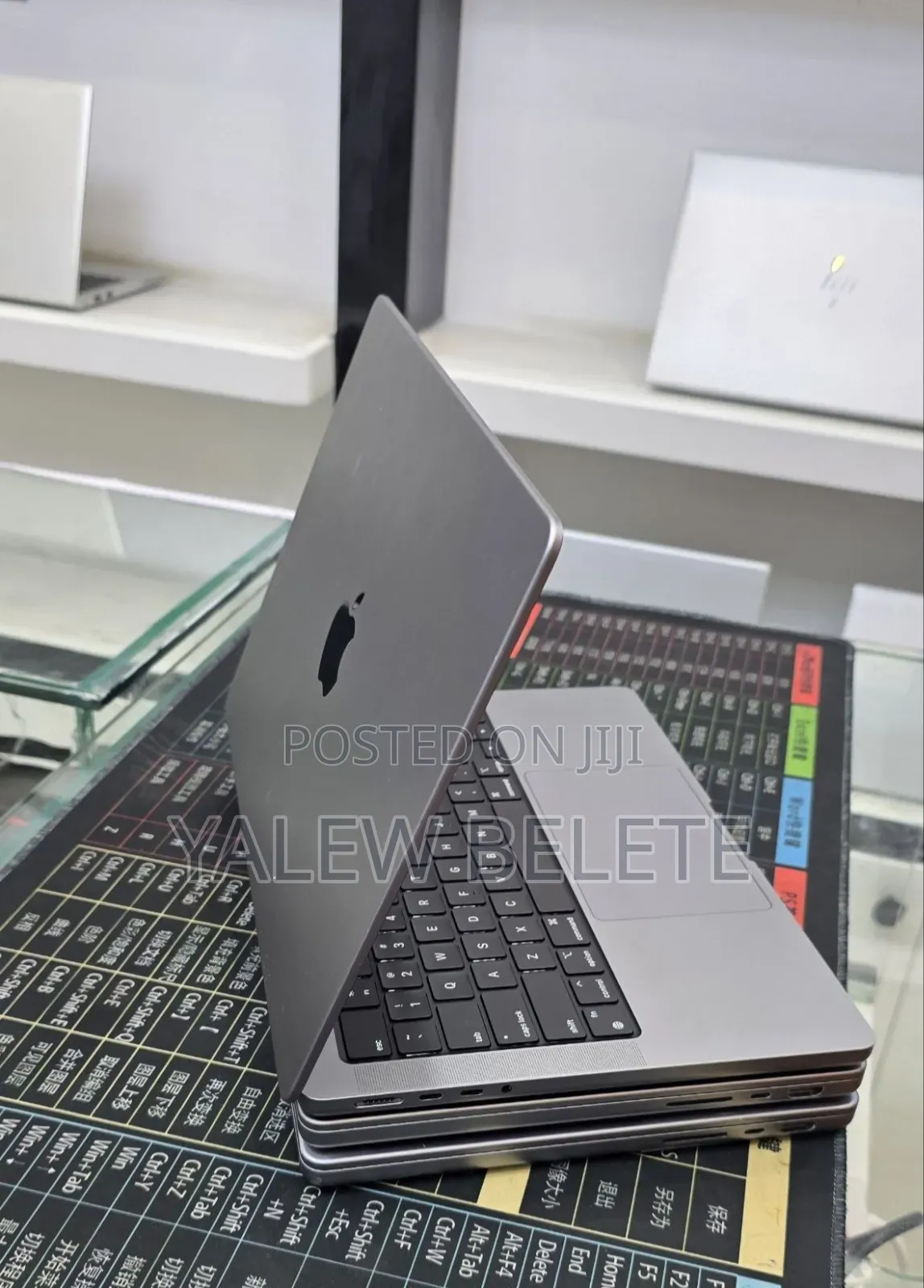 New Laptop Apple MacBook Pro 32GB Apple M1 Pro SSD 512GB