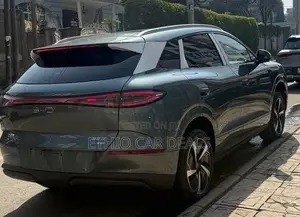 New BYD Sealion 06 EV 2025 Green