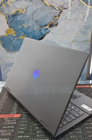 New Laptop HP Omen 15 16GB AMD Ryzen 7 SSD 512GB
