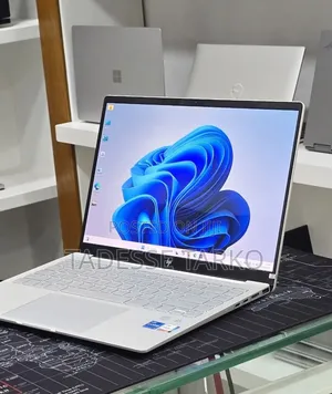 New Laptop HP Pavilion 14 16GB Intel Core i5 SSD 1T