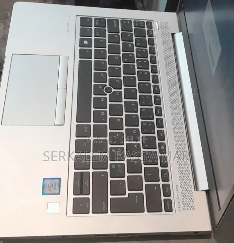 New Laptop HP EliteBook 830 G5 8GB Intel Core i5 SSD 256GB