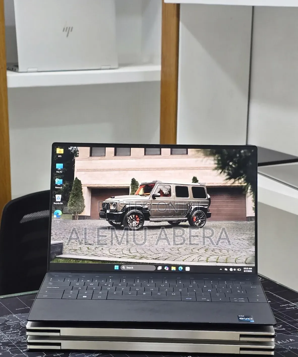 New Laptop Dell XPS 15 16GB Intel Core i7 SSD 512GB